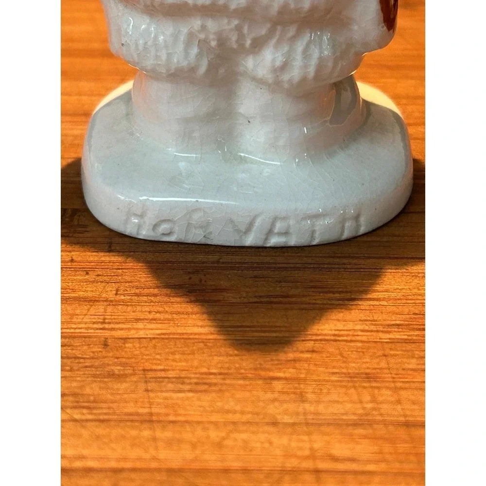 Vintage Horvath Eskimo Inuit Salt‎ and Pepper Shakers Oil City Pa Souvenir White